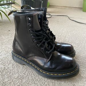 Dr. Martens 1460 CHERRY RED ARCADIA